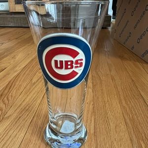 - - Rare Pilsner mlb Chicago cubs glass pewter logo